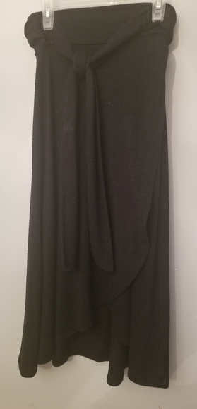 Versatile GAP wrap skirt - Picture 1 of 3